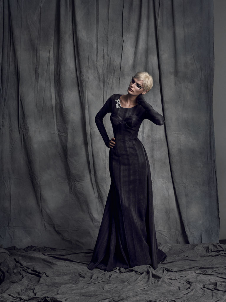 JULIEN FOURNIE HCAH2017002 Julien Fournié 品牌是法国高级定制时装的精髓。