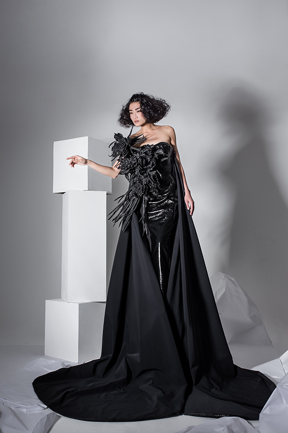 Julien Fournié 品牌是法国高级定制时装的精髓。