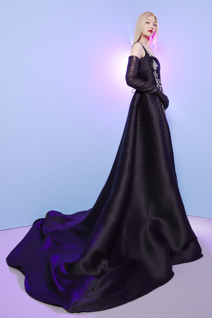 Julien Fournié 品牌是法国高级定制时装的精髓。