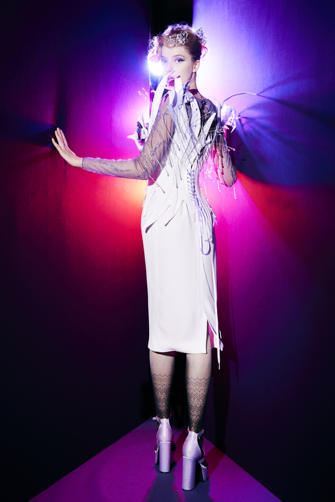 FisrtVamp_10_022 Julien Fournié 品牌是法国高级定制时装的精髓。