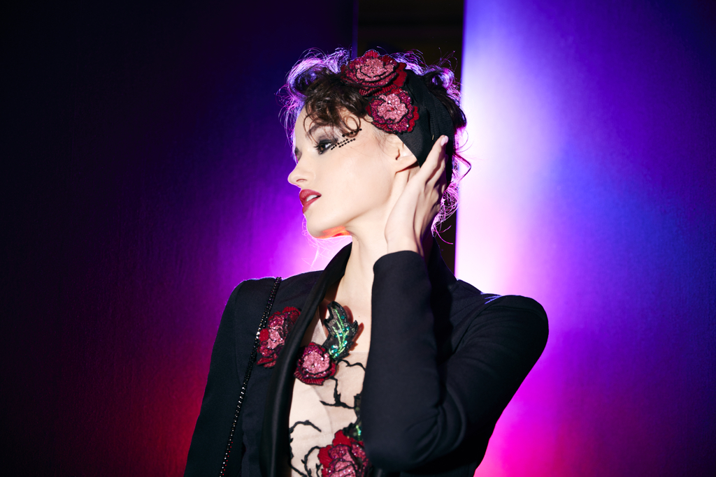 FisrtVamp_11_022 Julien Fournié 品牌是法国高级定制时装的精髓。