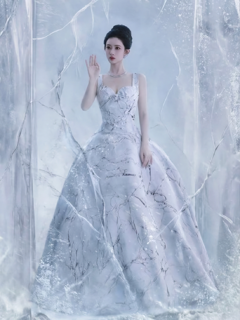 Meng Ziyi (孟子义) En Julien Fournié Haute Couture Meng Ziyi