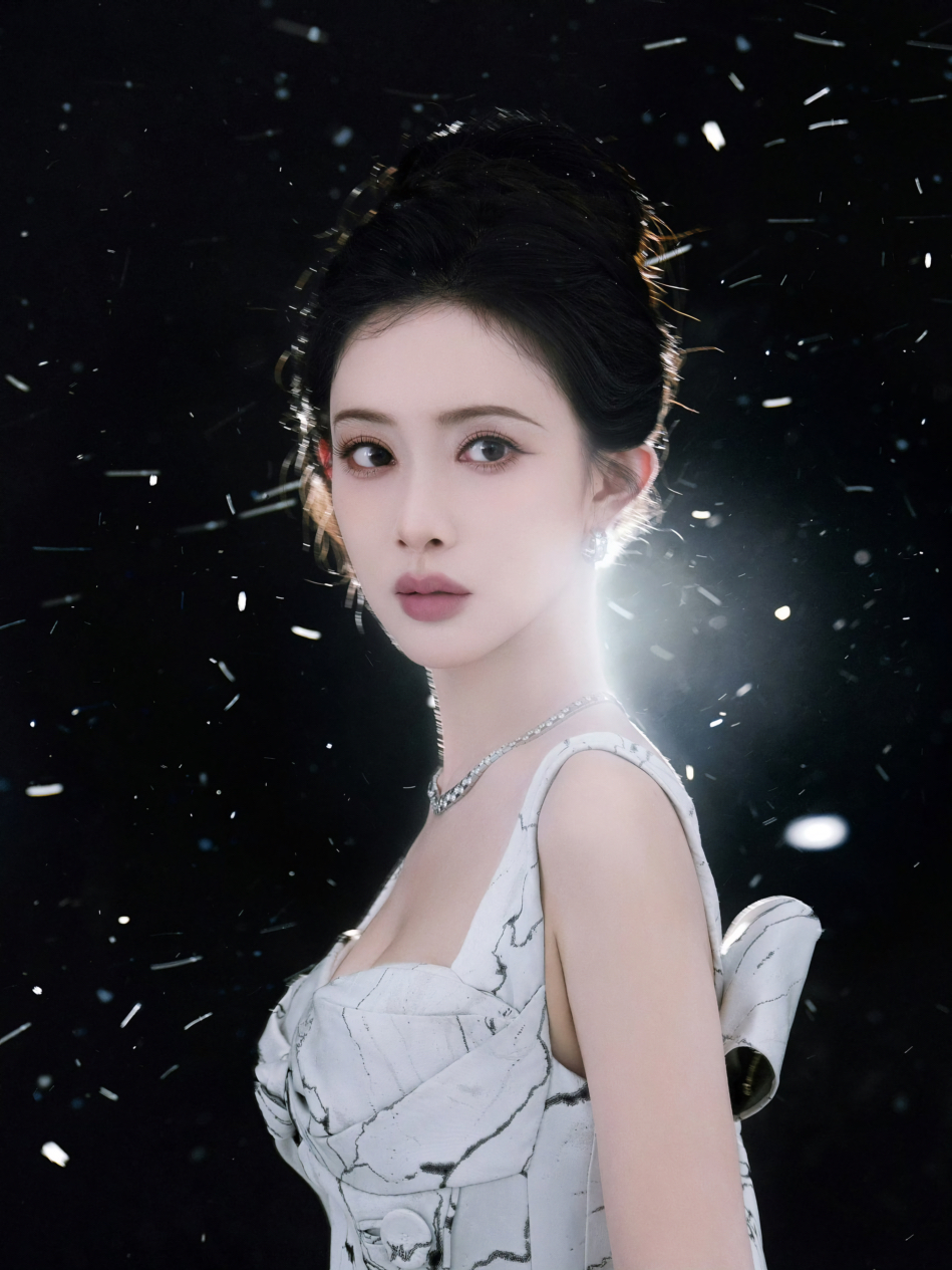 Meng Ziyi (孟子义) En Julien Fournié Haute Couture meng ziyi