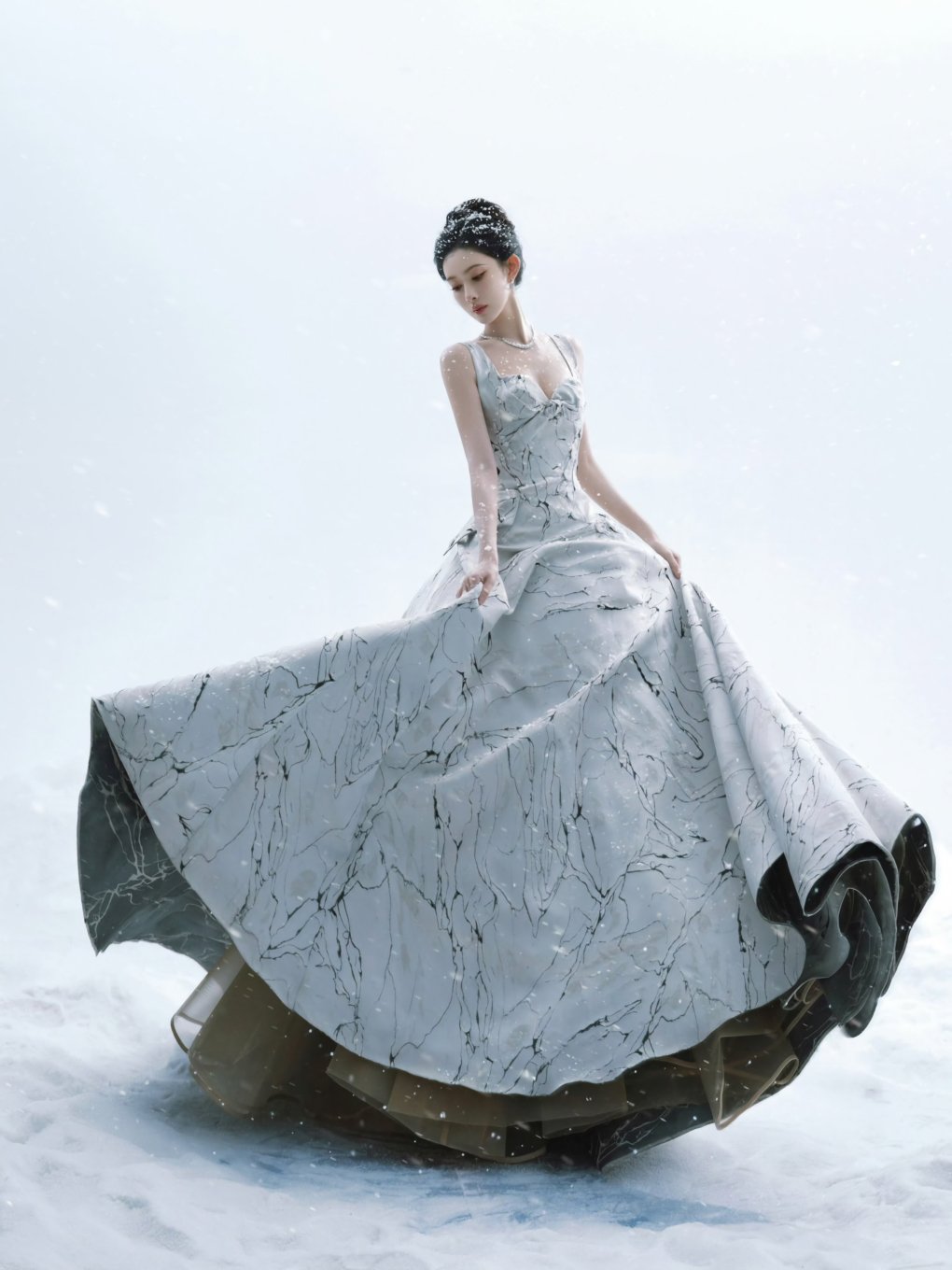 Meng Ziyi (孟子义) En Julien Fournié Haute Couture meng ziyi