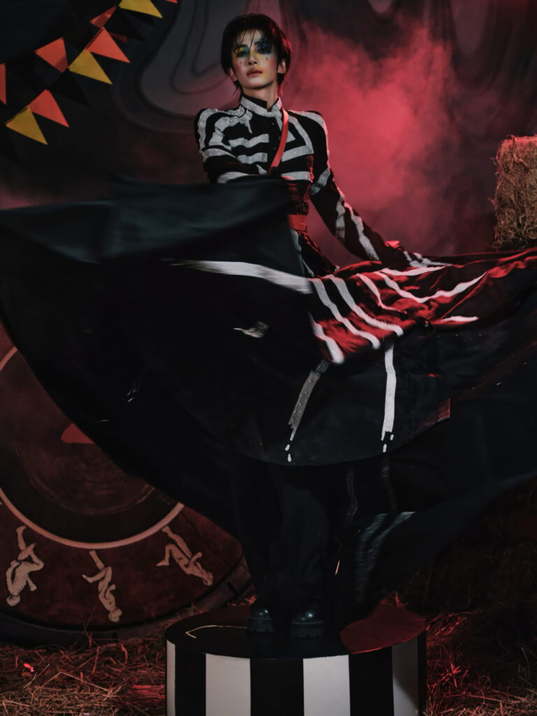 Liu Yu en Julien Fournié Haute Couture Liu Yu