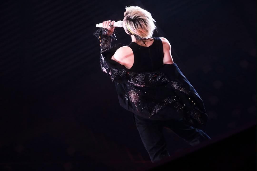 Bai Lu Joker Xue wearing the Goldie Haute Couture jewel belt by Julien Fournié