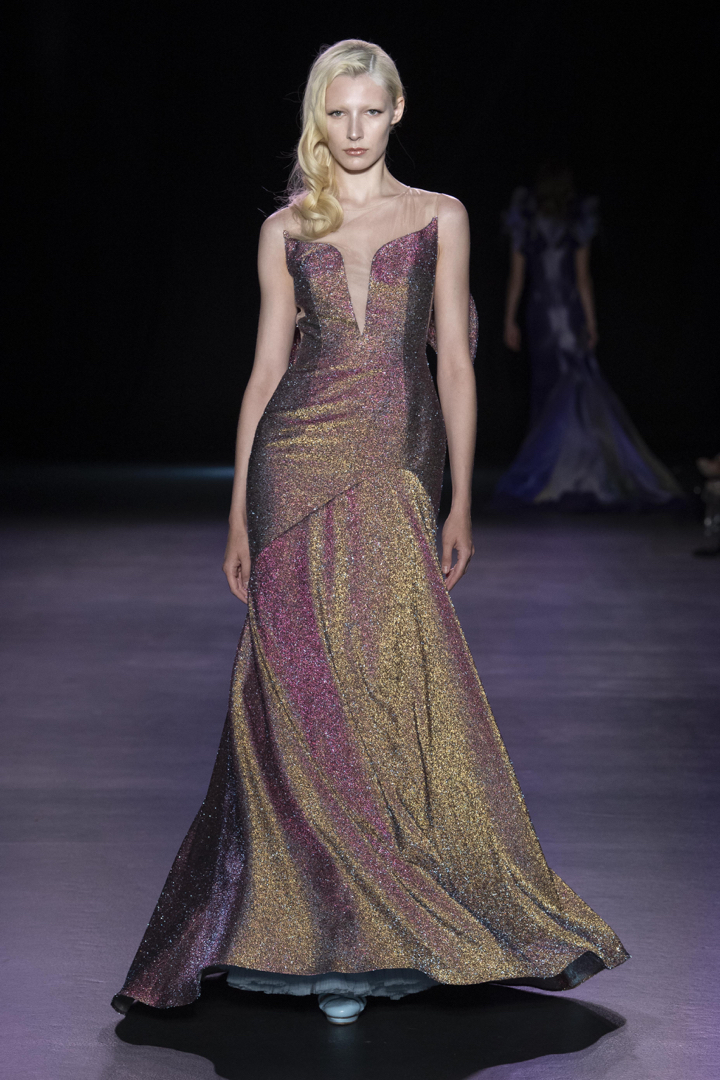 Julien Fournié’s AW 22/23 Haute Couture Collection Evokes Emotion From The Past Two Years