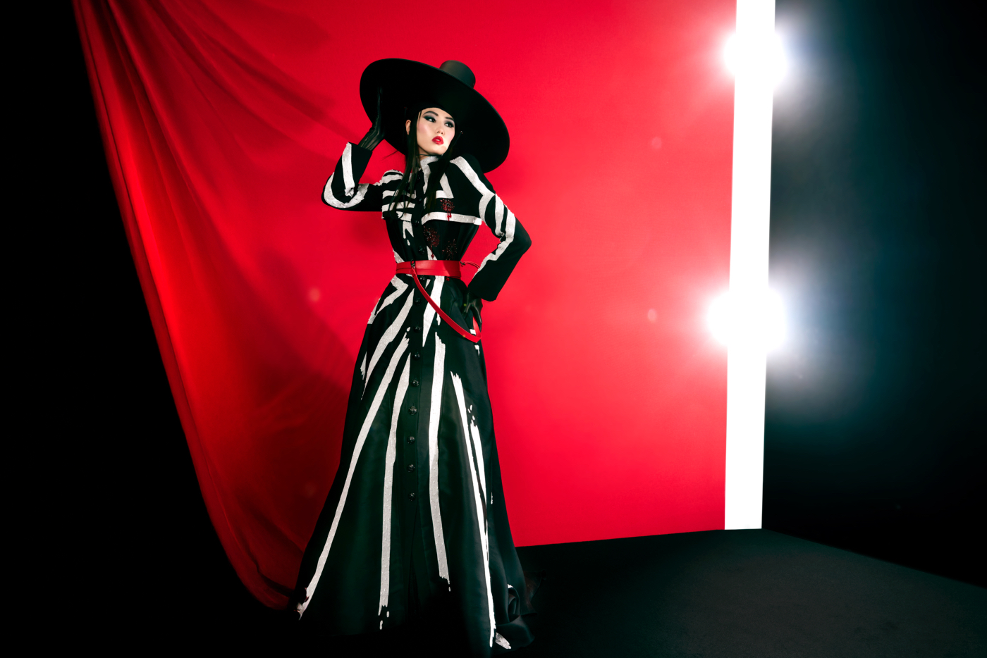 Haute Couture Dress : The samurai dress Haute Couture Dress : The samurai dress
