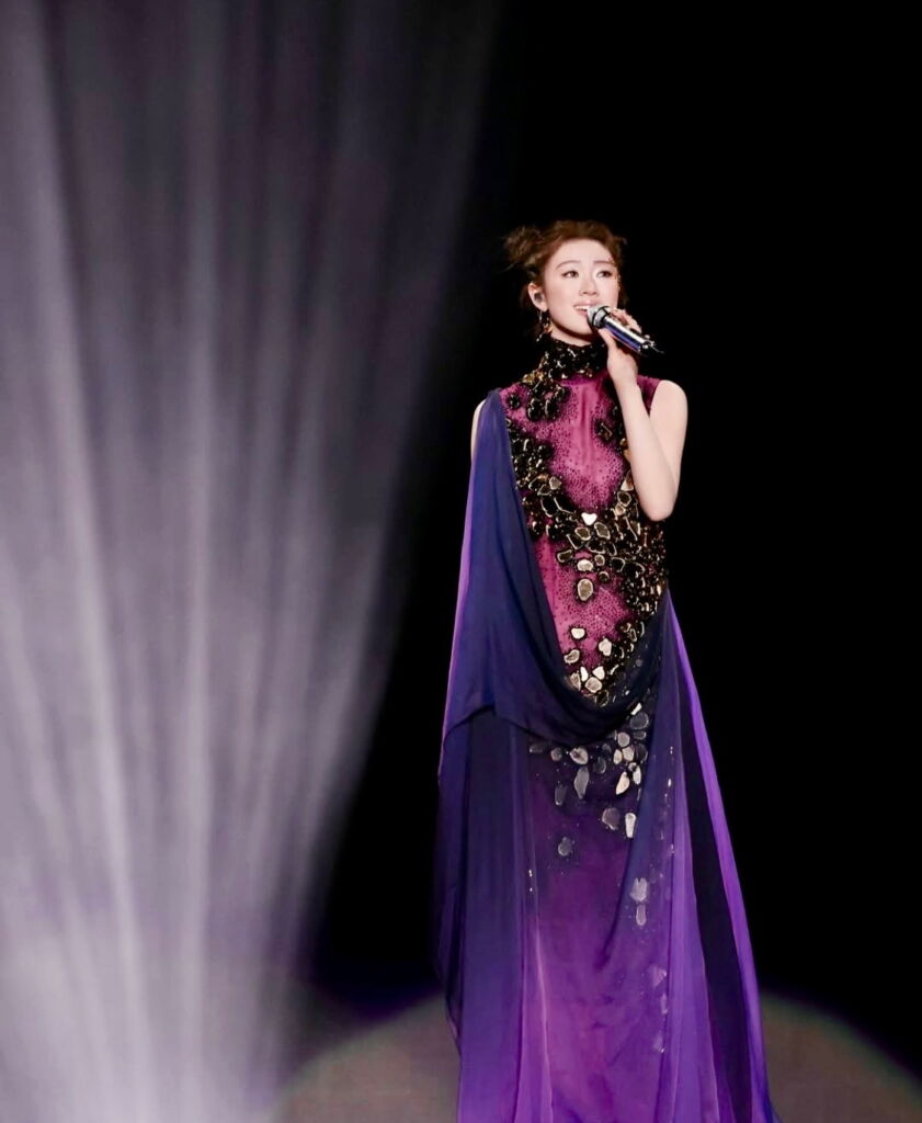 Shan Yichun in Julien Fournié Shan Yichun