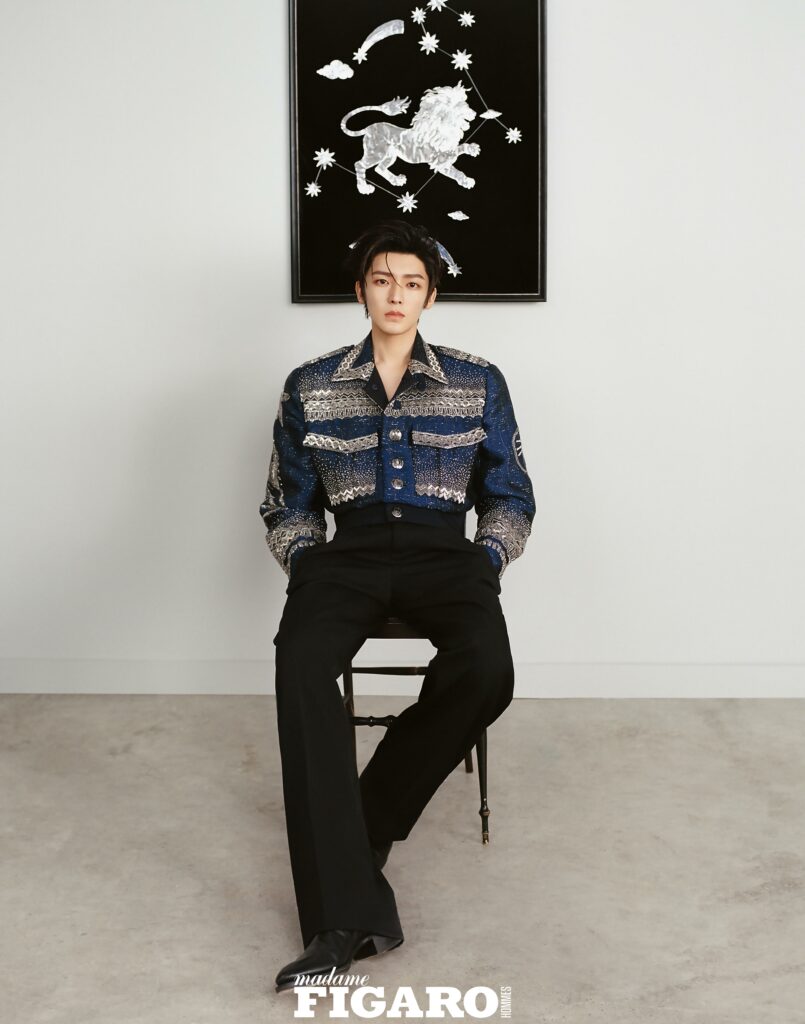 smoking haute couture Hou Minghao (侯明昊) en Julien Fournié pour Madame Figaro Homme China