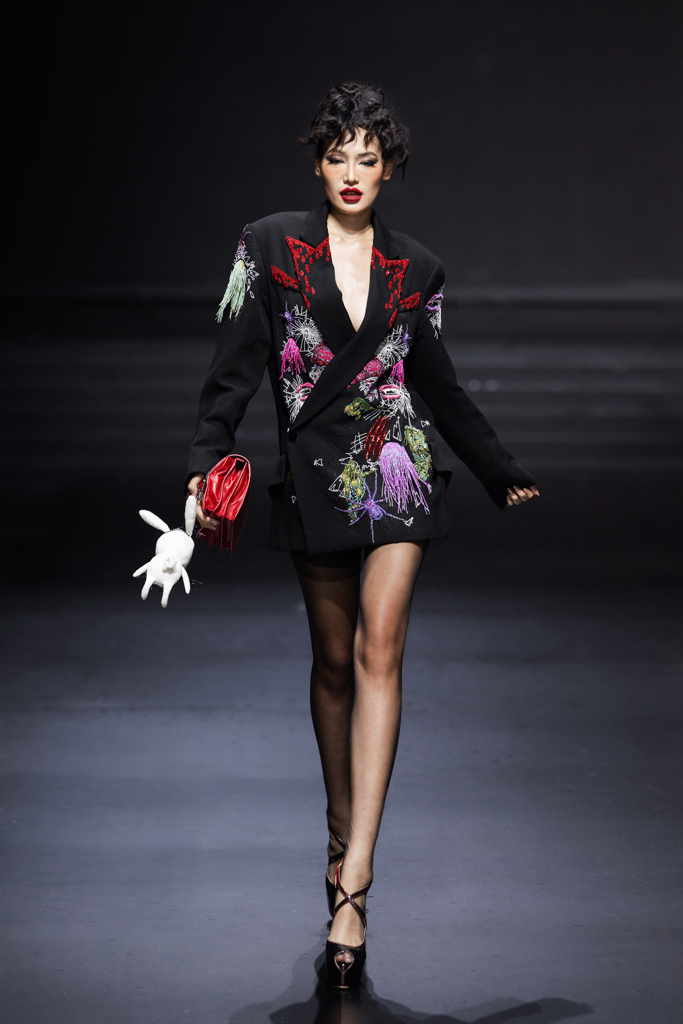 First Circus AVIFW 25 00016 julien fournié