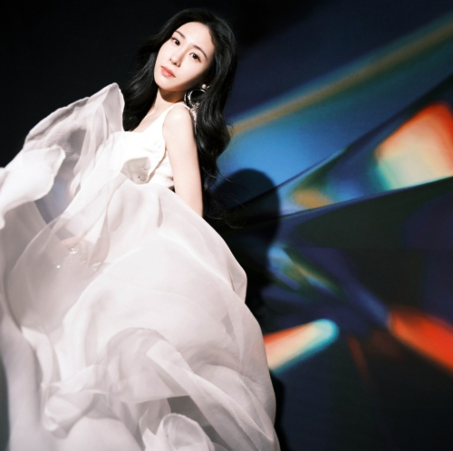 Diamond Zhang 张碧晨