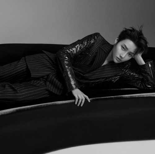 Liu Yuxin en julien fourni&eacute; haute couture