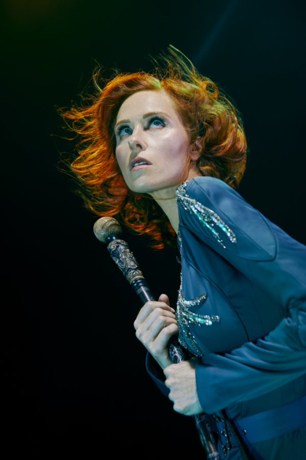 robe-cree-par-Julien-Fournie-et-portee-par-Audrey.-Fleurot-au-Musee-Grevin7-copie audrey fleurot