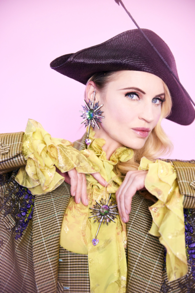 LAST QUEEN HAUTE COUTURE_02_ANNA_240 Julien Fournié boucles d'oreilles