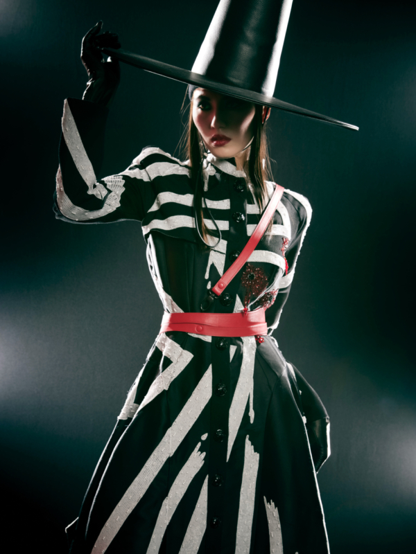 FIRST_CIRCUS_22_1748 meng ziyi