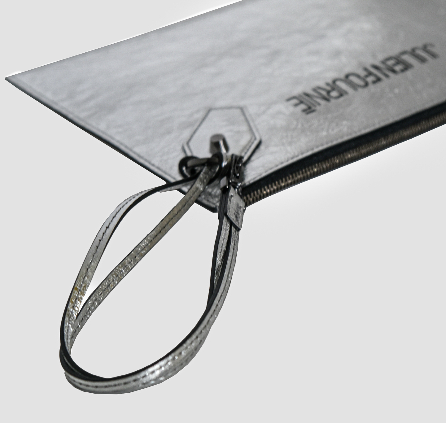 POCHETTE PLUTON SILVER JULIEN FOURNIÉ4 Pochette Pluton Silver – Image 5