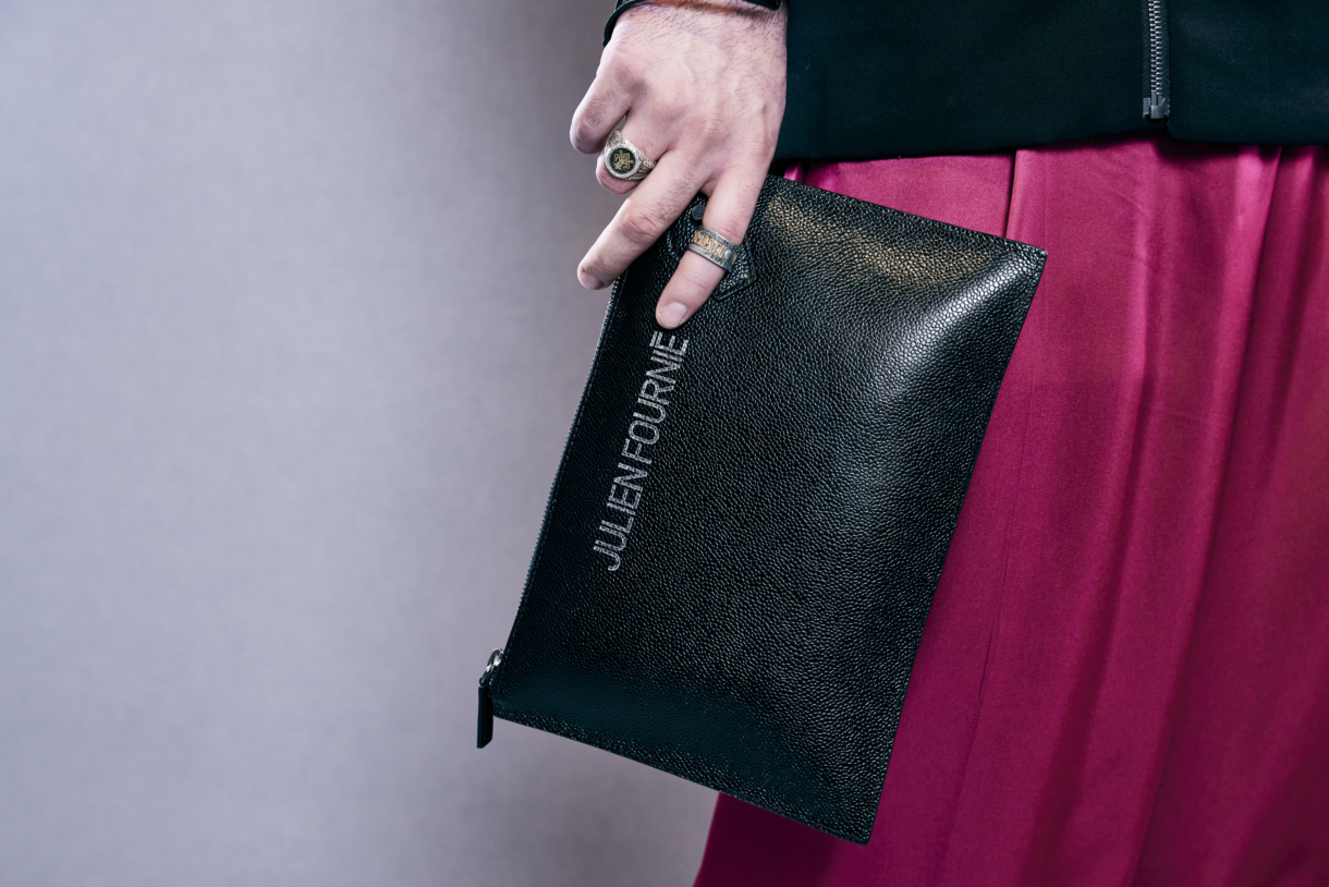 Pochette Pluton Deep Black pochette de luxe