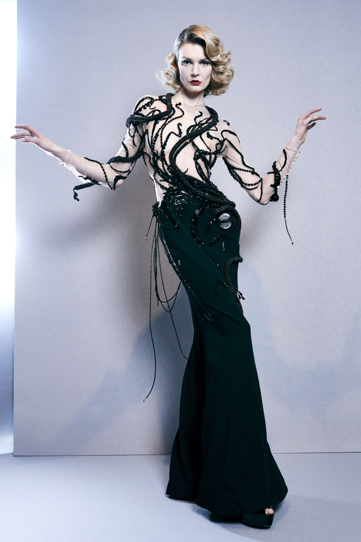 robe haute couture Robe fourreau Haute Couture Kraken de face, tentacules brodés remontant des hanches aux épaules